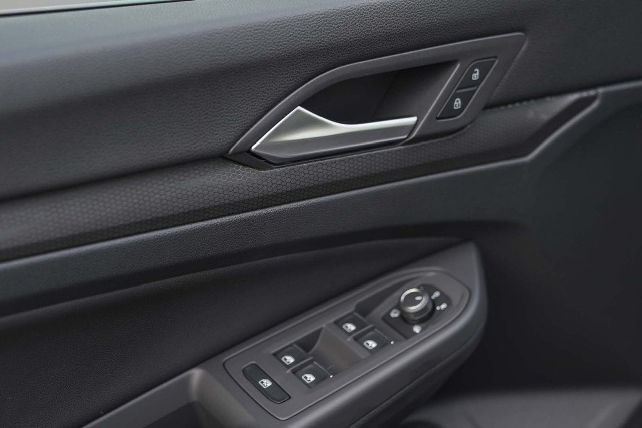 2024 Volkswagen Golf GTI PERFORMANCE/HUD/KEYLESS/VENTED SEATS/HARMAN KARDON