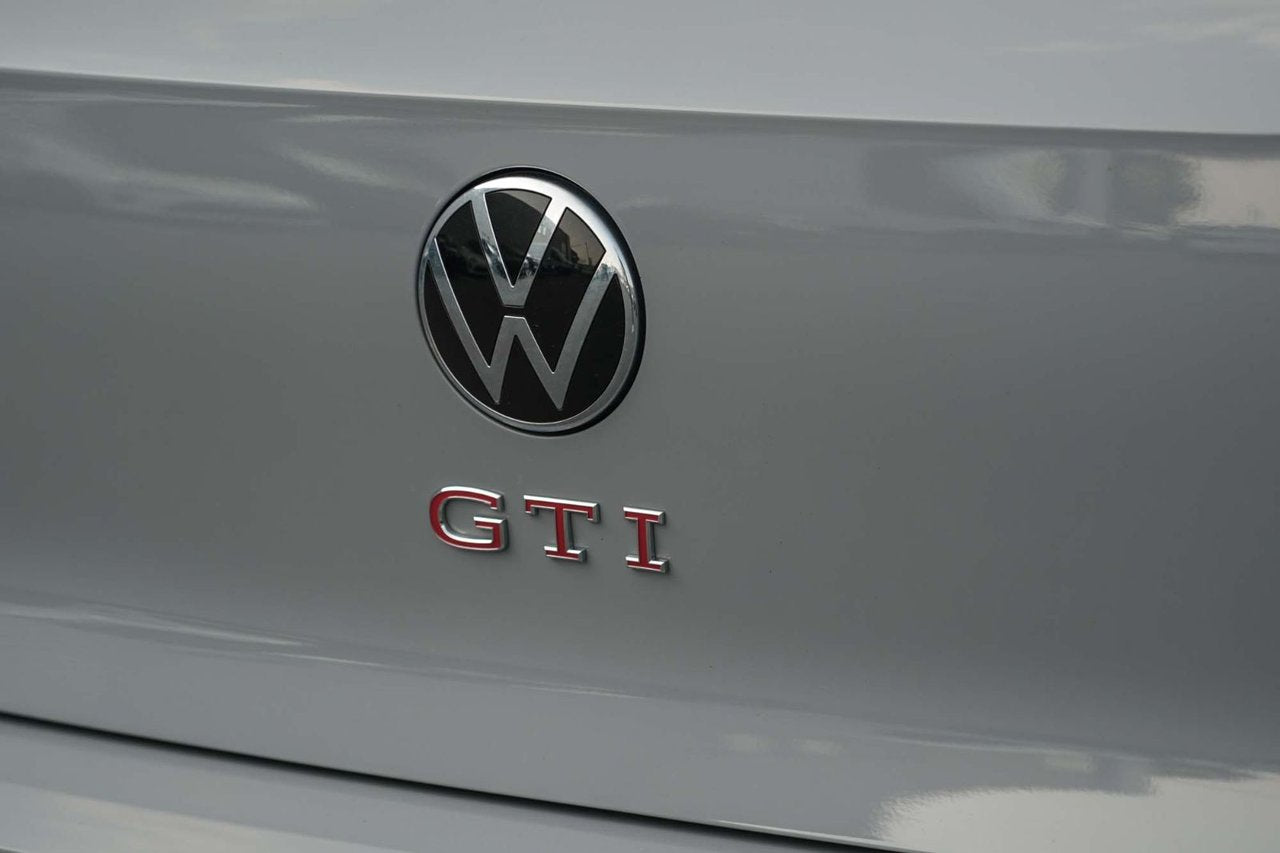 2024 Volkswagen Golf GTI PERFORMANCE/HUD/KEYLESS/VENTED SEATS/HARMAN KARDON