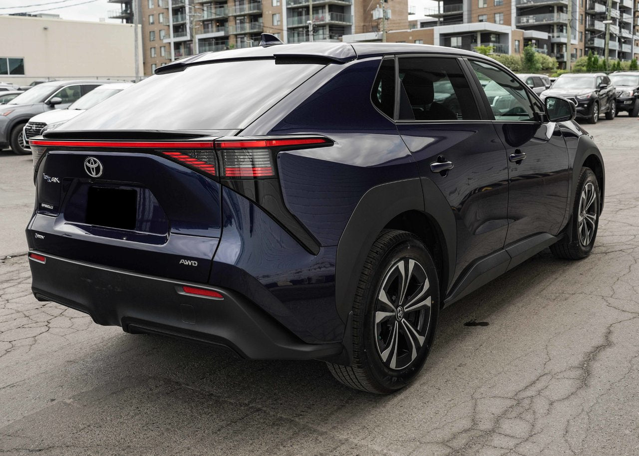 2025 Toyota BZ4X LE AWD
