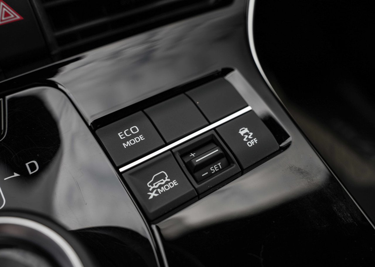 2025 Toyota BZ4X LE AWD