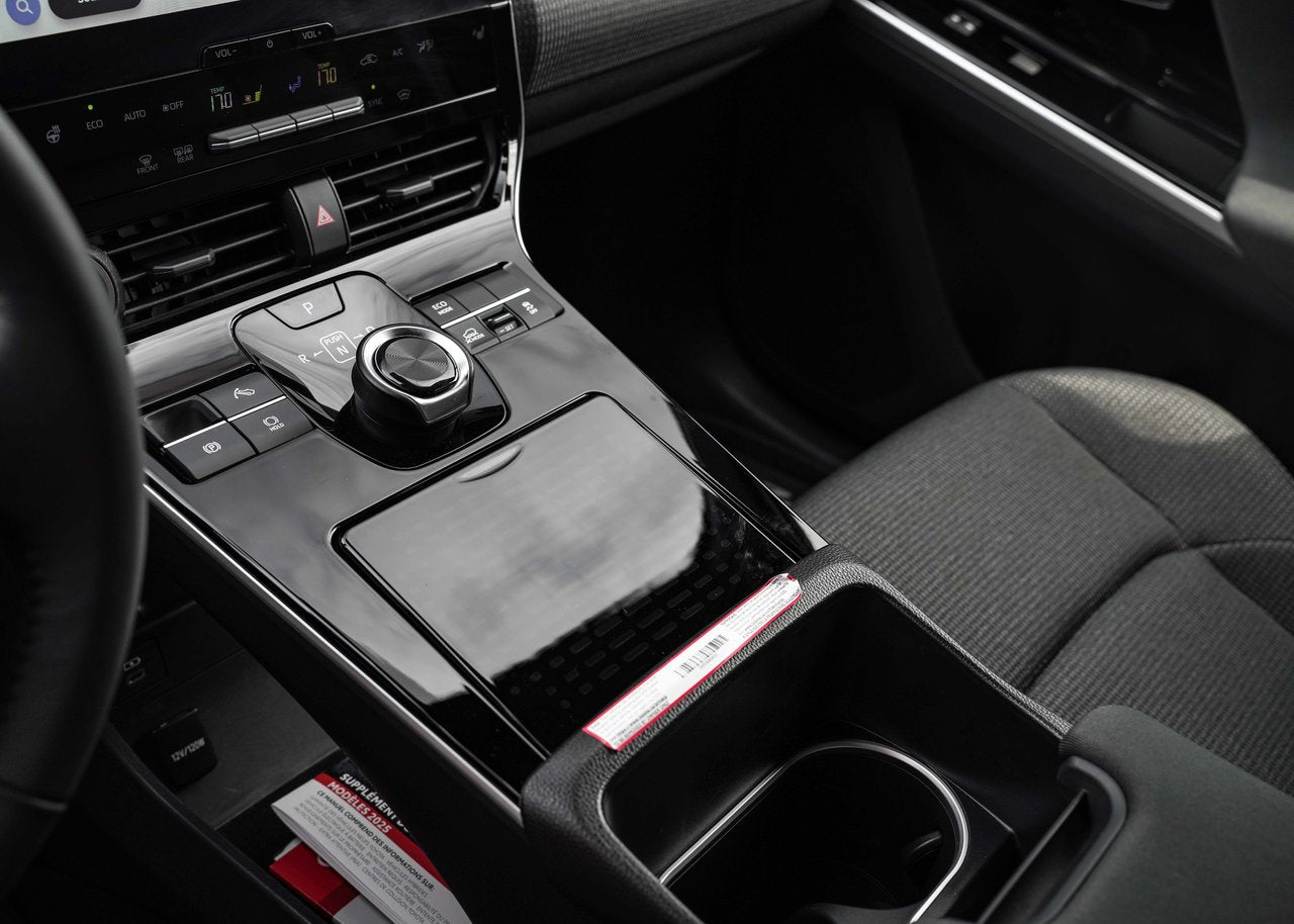 2025 Toyota BZ4X LE AWD