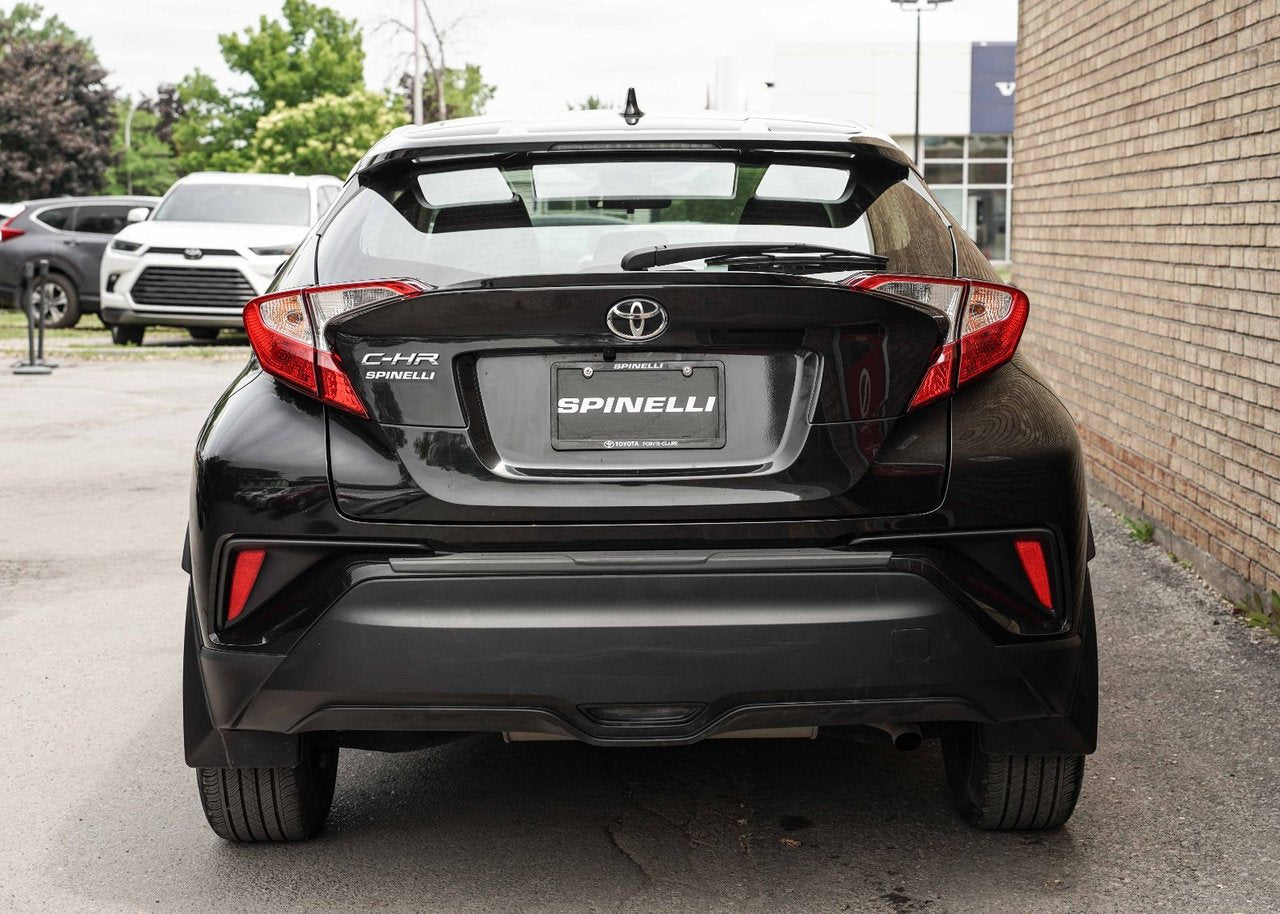 2022 Toyota C-HR LE