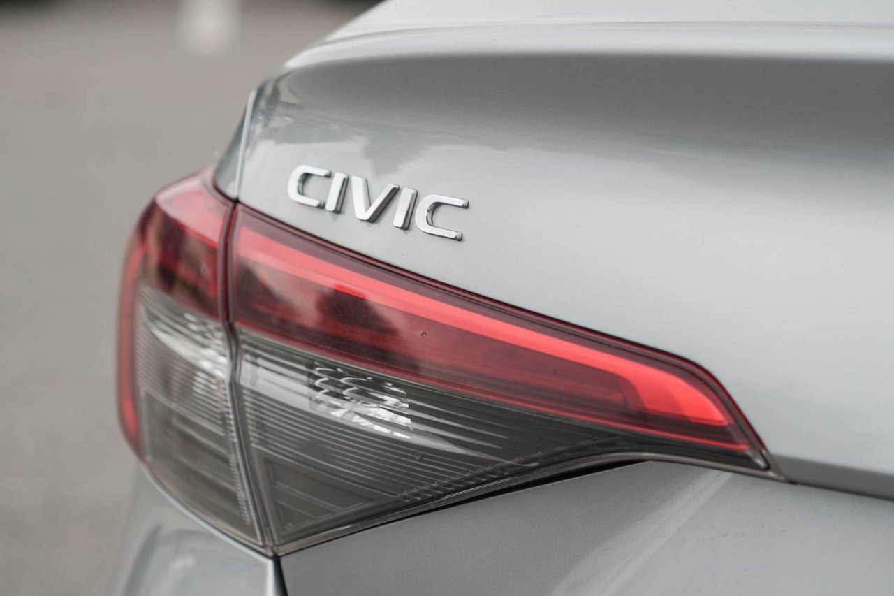 2022 Honda Civic Sedan LX: CAMERA ANGLES MORT SIÈGE CHAUFFANT*BAS/LOW KM*