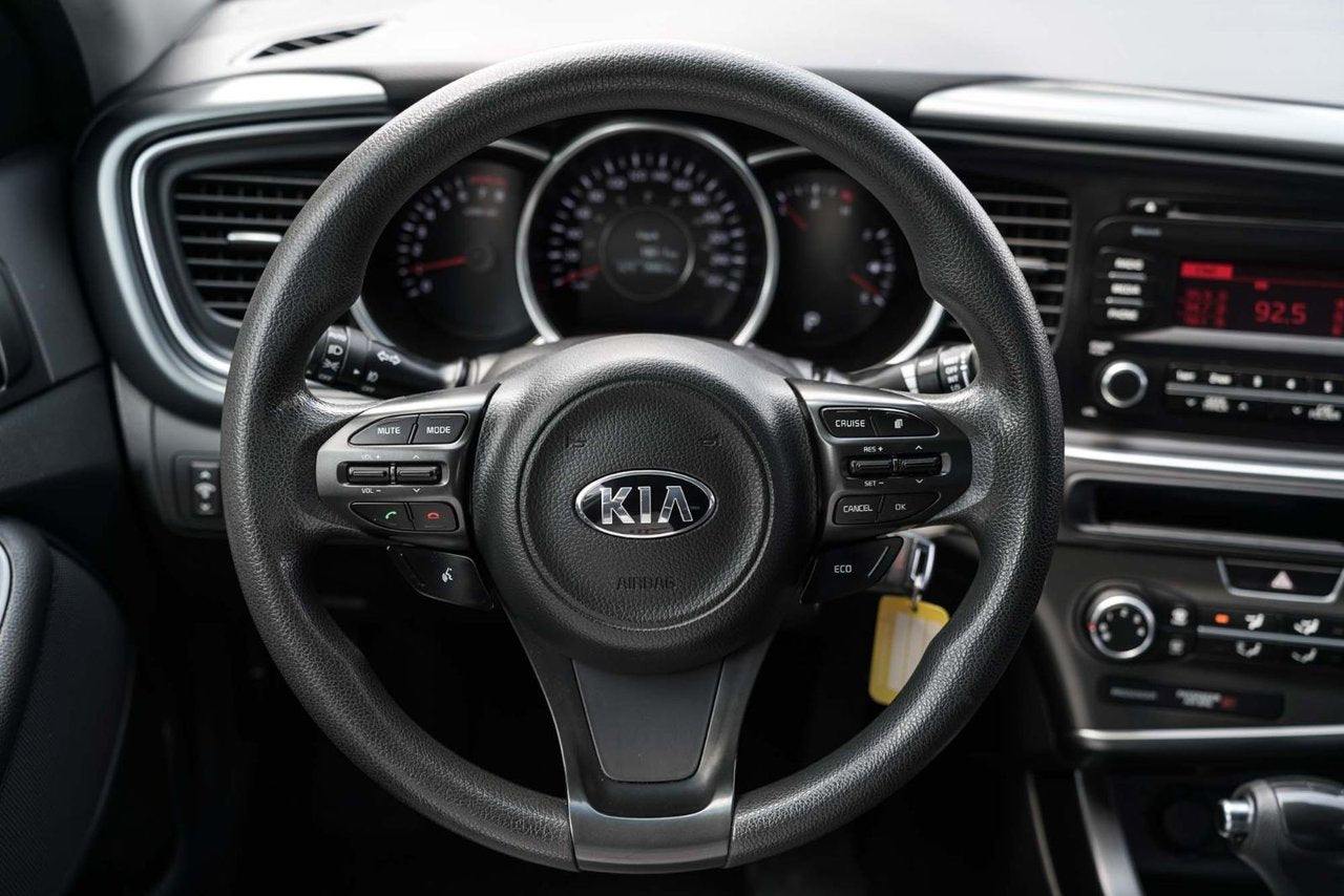 2014 Kia Optima LX; A/C SIEGES CHAUFFANT BLUETOOTH *BAS/LOW KM*
