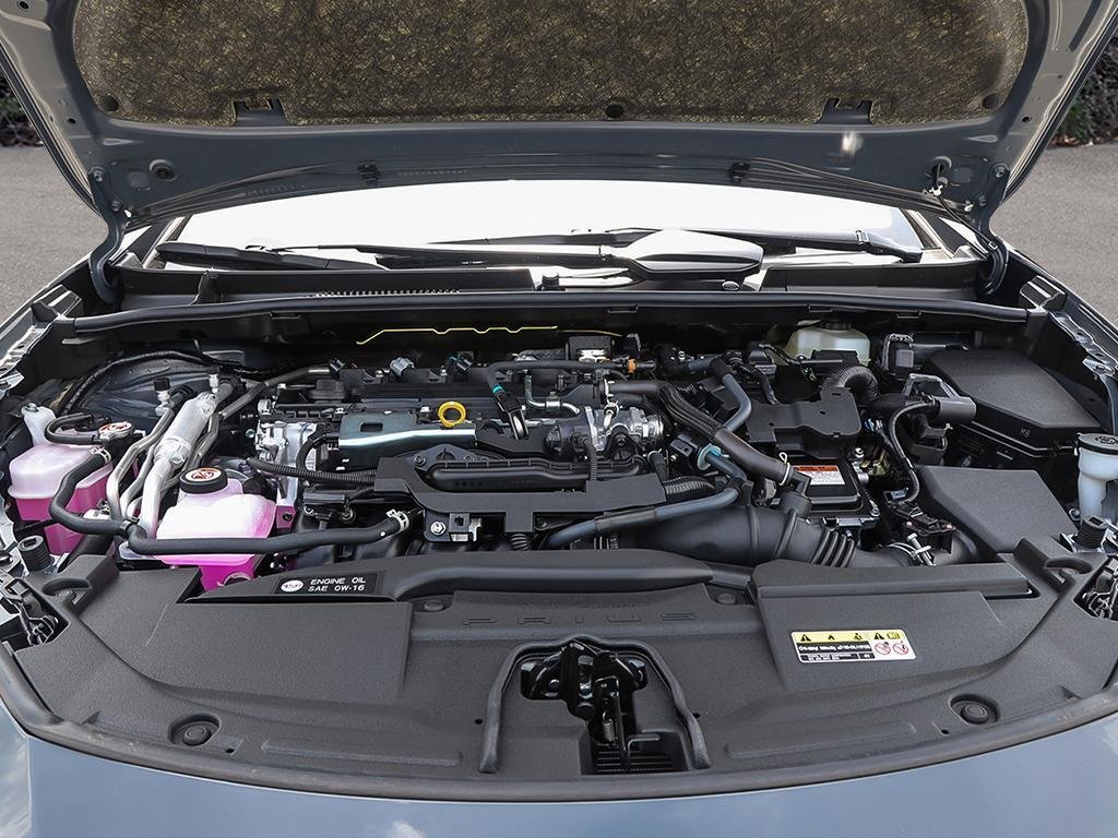 2025 Toyota Prius Plug-in Hybrid XSE