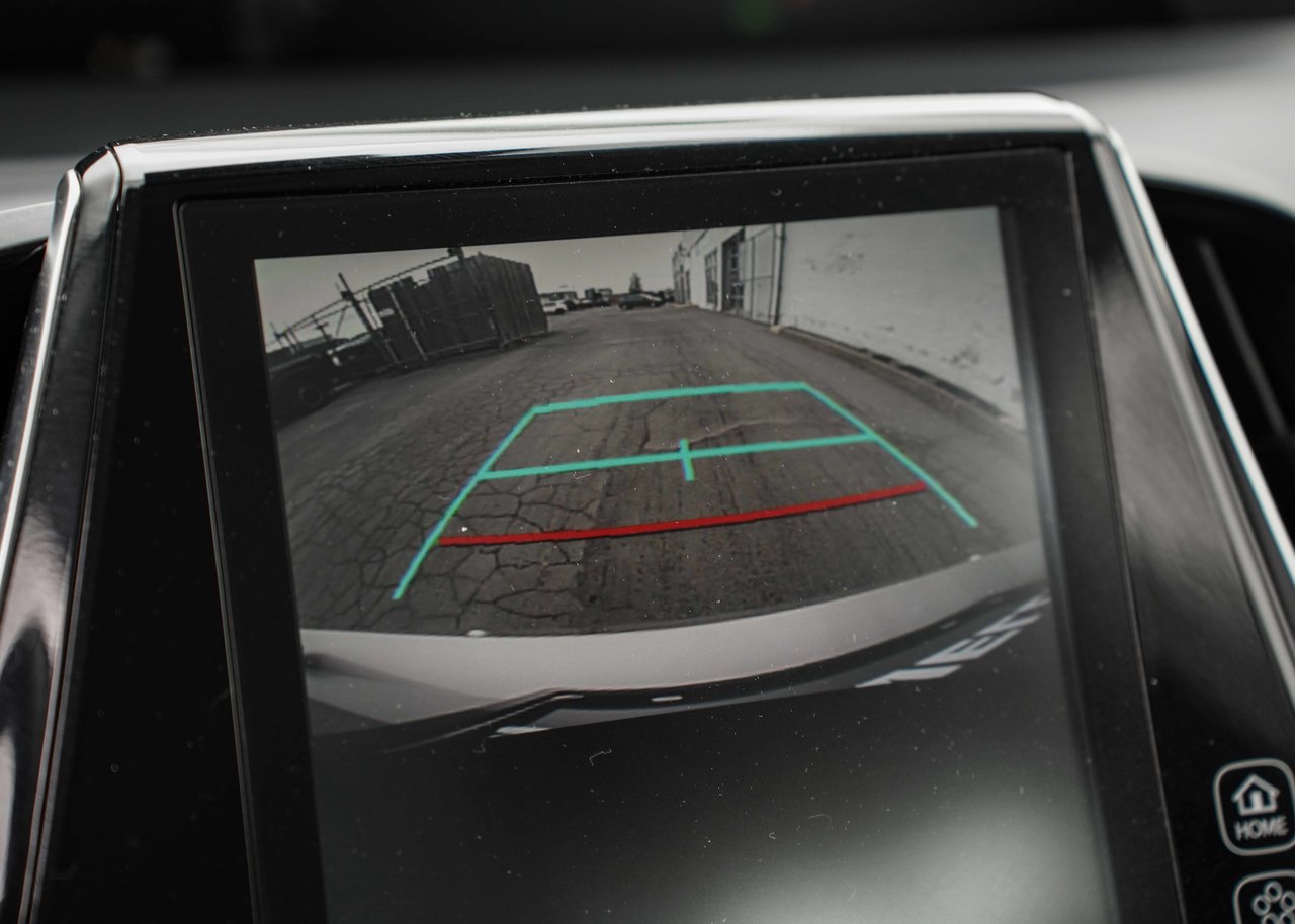 2021 Toyota PRIUS PRIME UP TECH