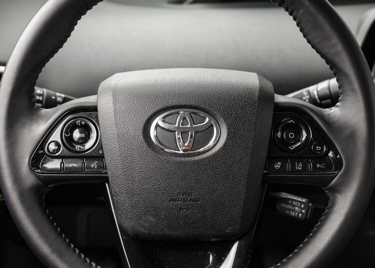 2021 Toyota PRIUS PRIME UP TECH
