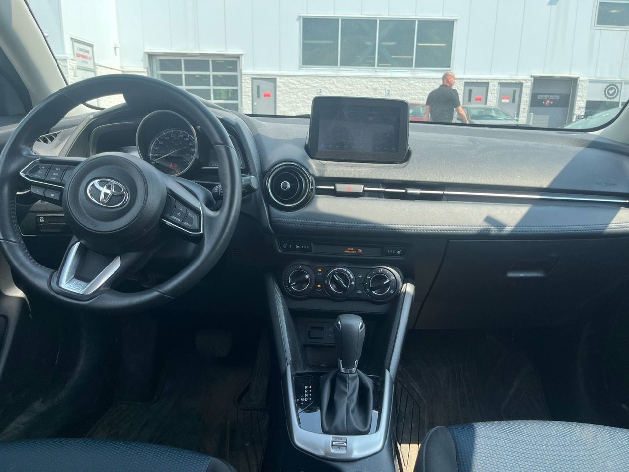 2020 Toyota Yaris Hatchback XLE