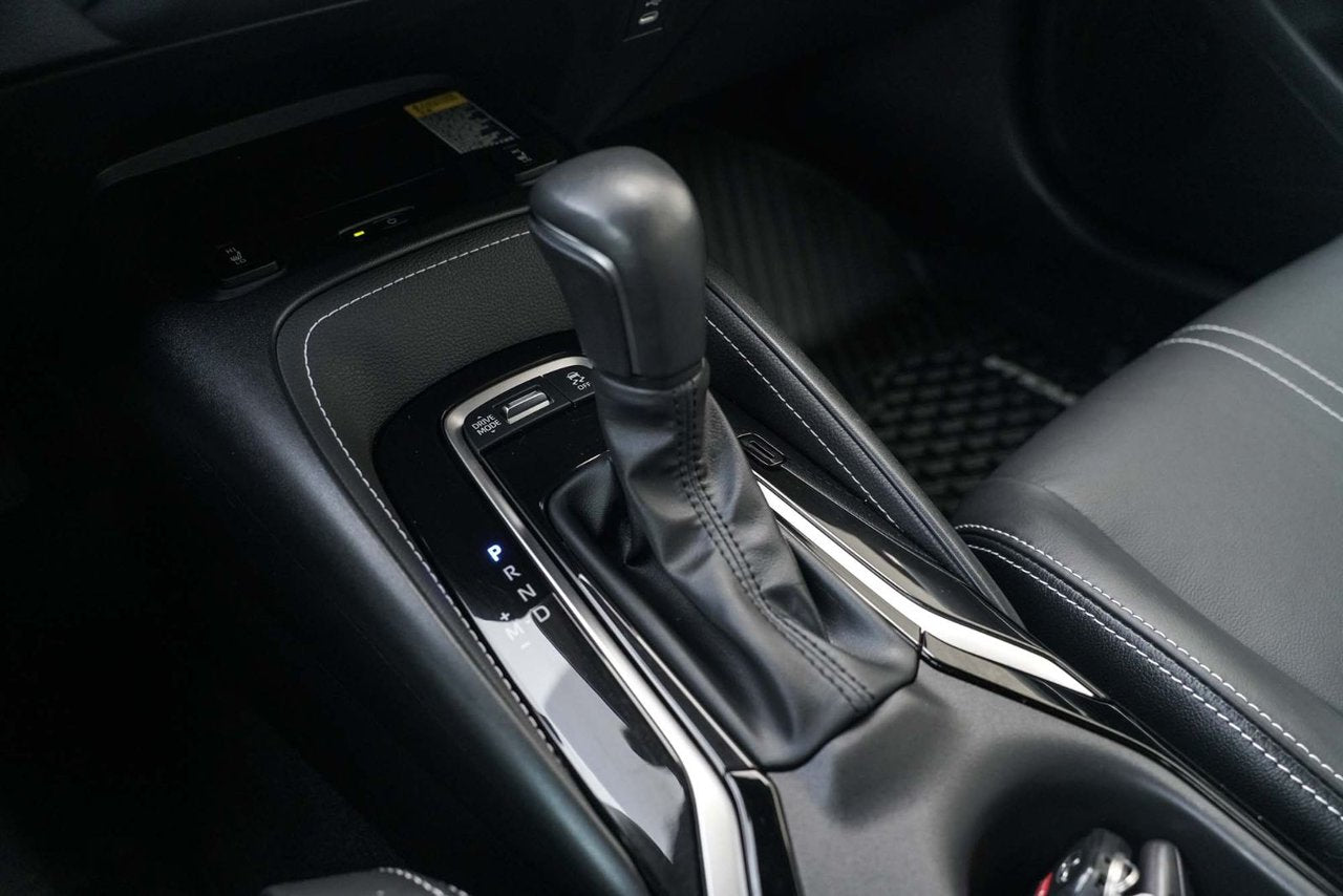 2023 Toyota Corolla Hatchback XSE LOW KM CARPLAY JBL BUILT IN JAPAN