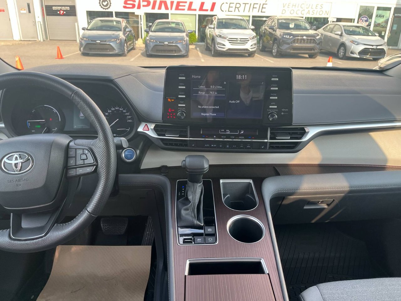 2024 Toyota Sienna LE 8 PASSENGERS!!!