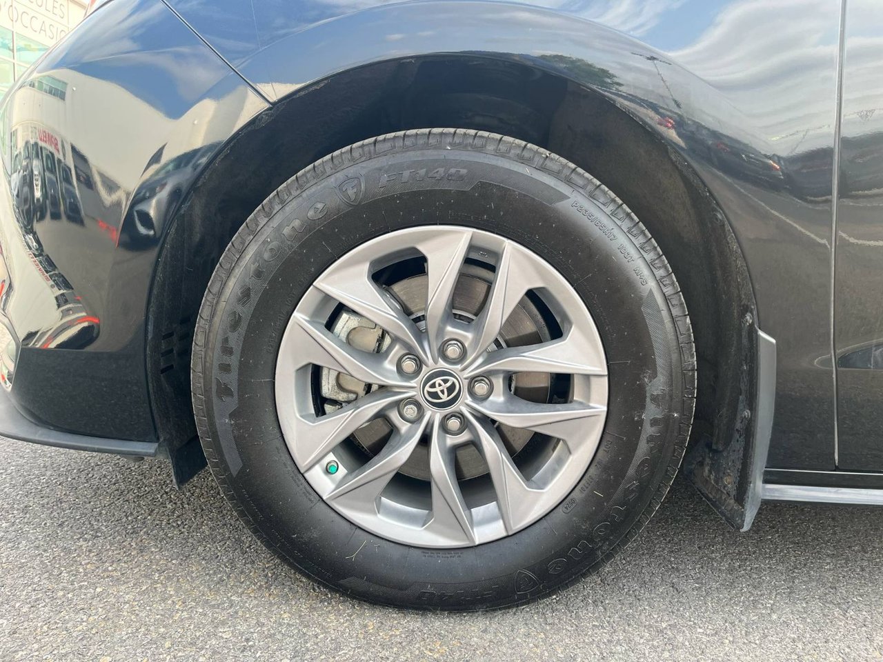2024 Toyota Sienna LE 8 PASSENGERS!!!