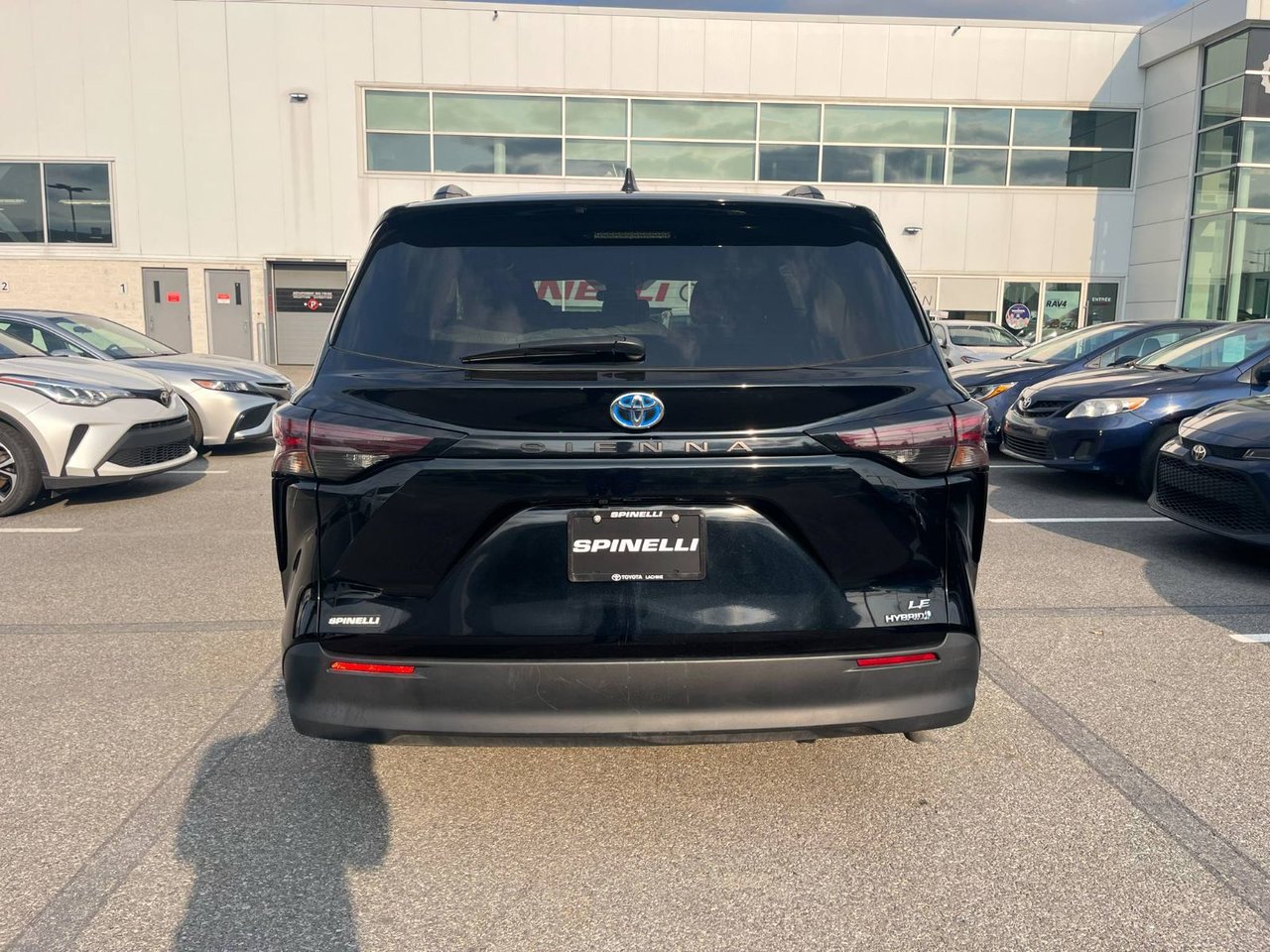 2024 Toyota Sienna LE 8 PASSENGERS!!!