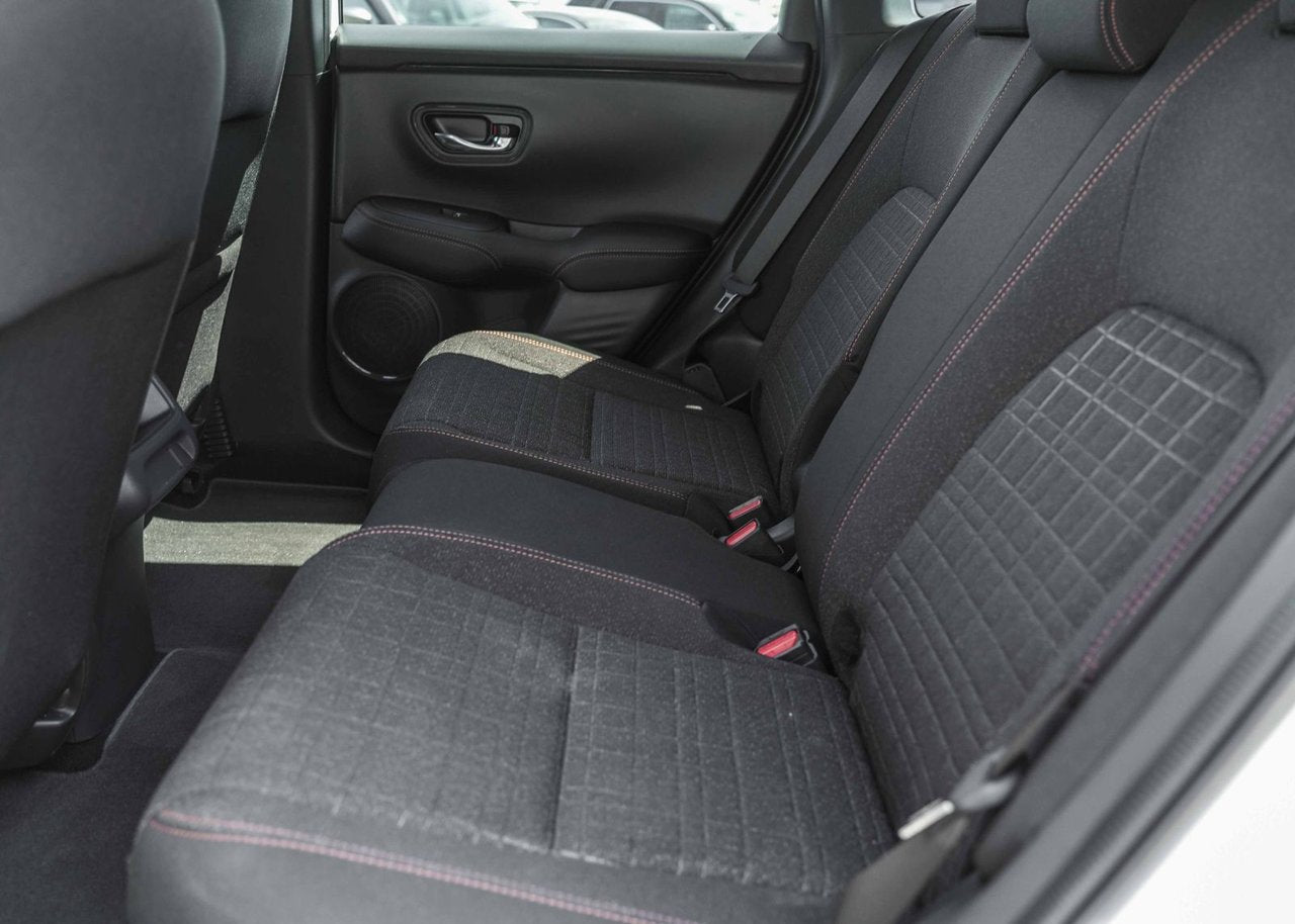 2026 Honda HR-V SPORT AWD; TOIT CAMERA ANGLES MORT MAGS 18