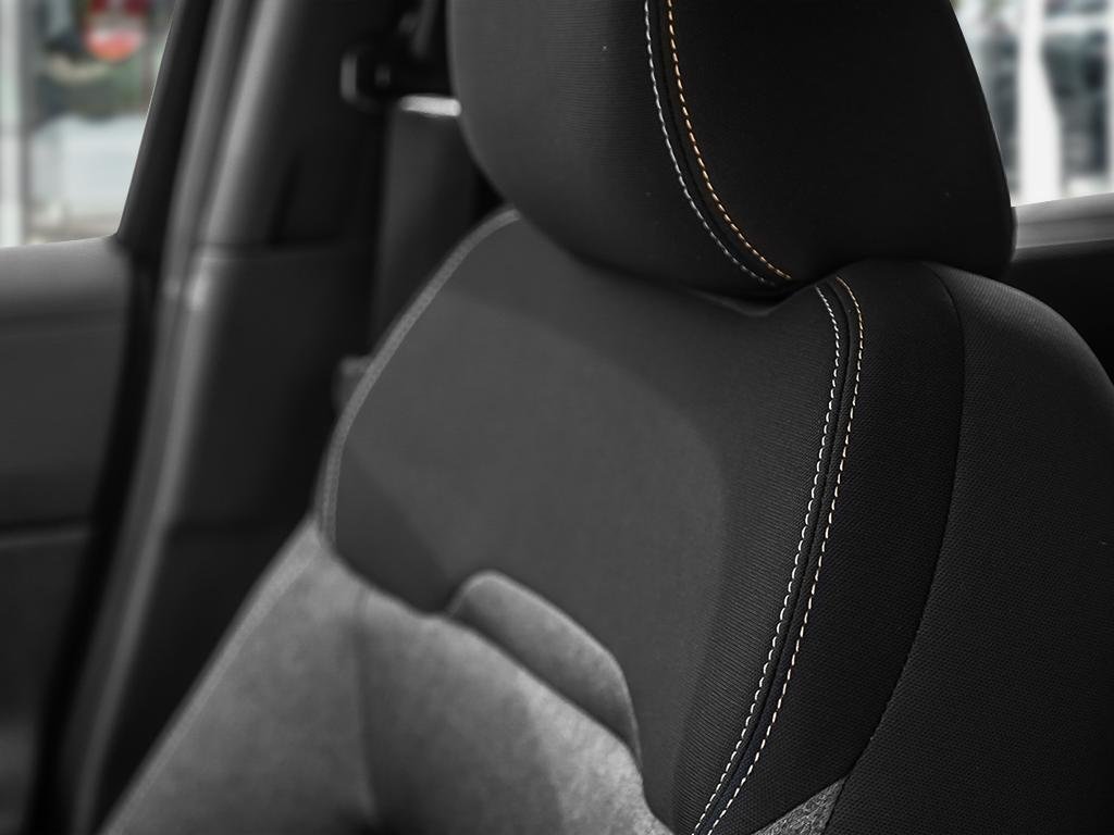 2025 Nissan Kicks SV AWD