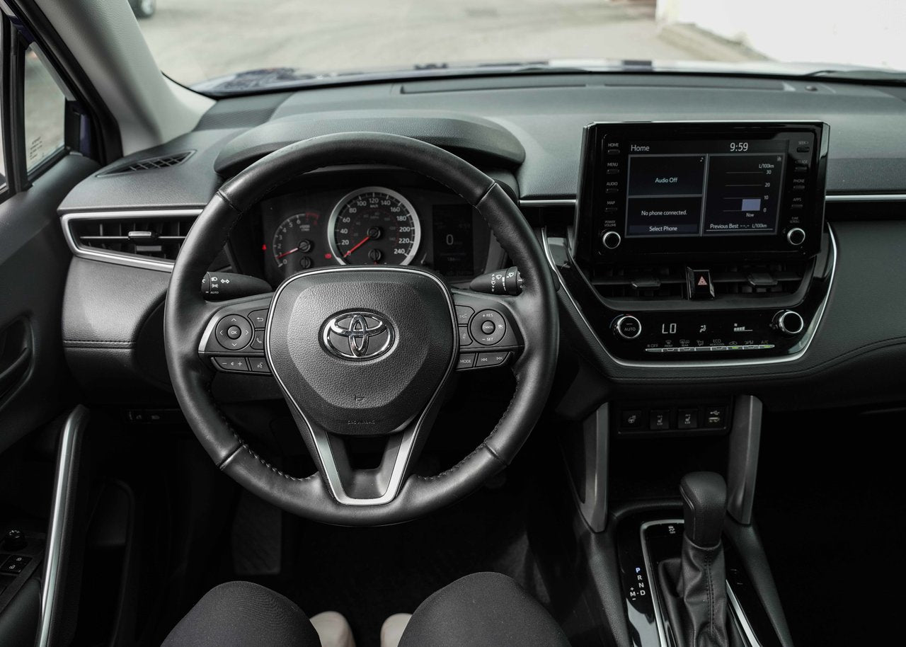 2022 Toyota COROLLA CROSS LE
