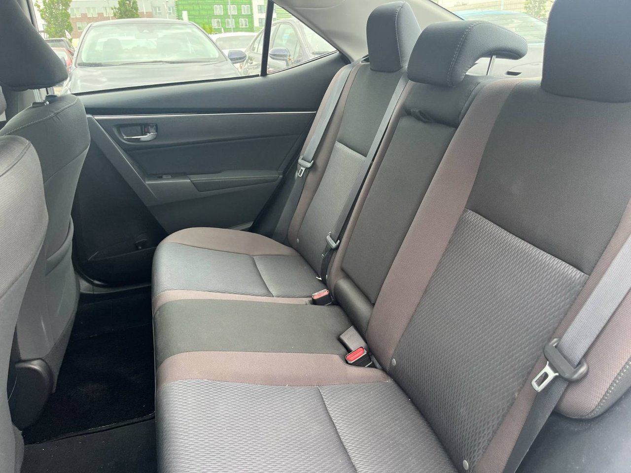 2017 Toyota Corolla LE UPGRADE