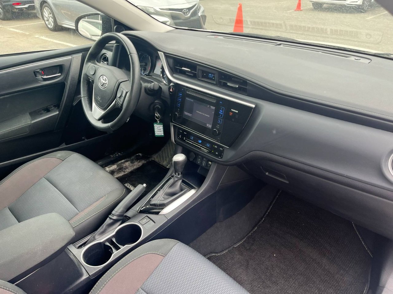 2017 Toyota Corolla LE UPGRADE