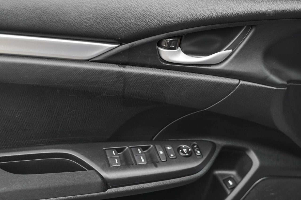 2021 Honda Civic Sedan LX AUTO: CAMERA SIEGES CHAUFFANT MAGS *BAS/LOW KM*