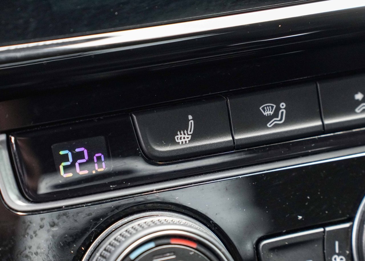 2019 Volkswagen Golf R DSG/AWD/KEYLESS/BLINDSPOT/SONAR/LANE ASSIST