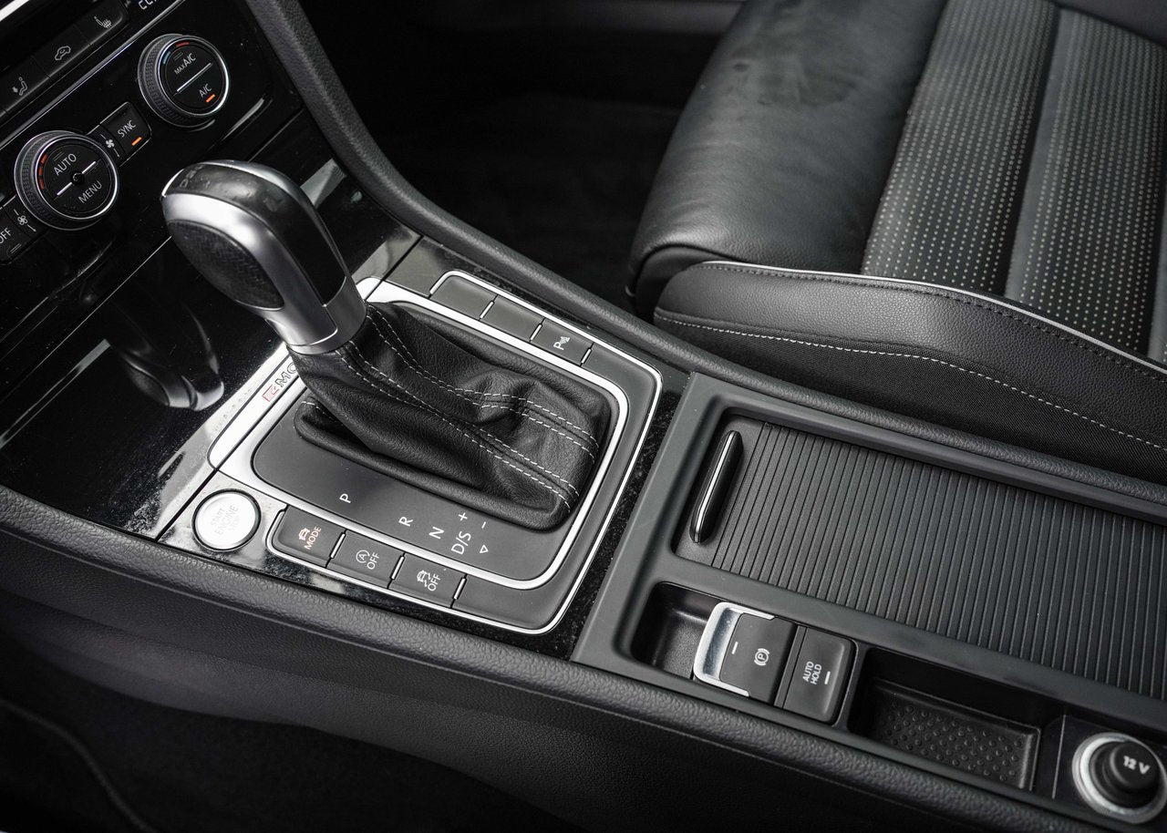 2019 Volkswagen Golf R DSG/AWD/KEYLESS/BLINDSPOT/SONAR/LANE ASSIST