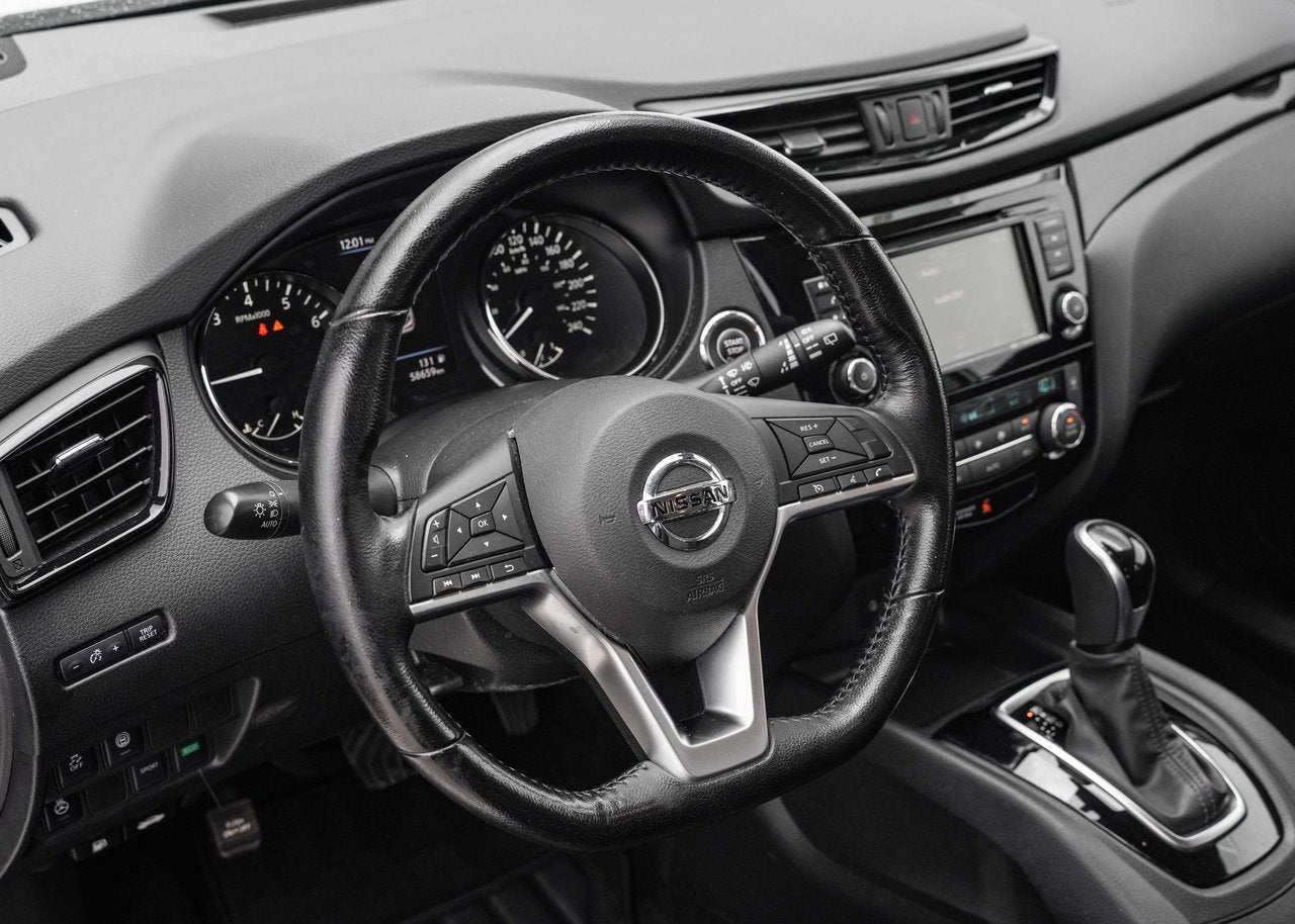 2020 Nissan Qashqai SV FWD