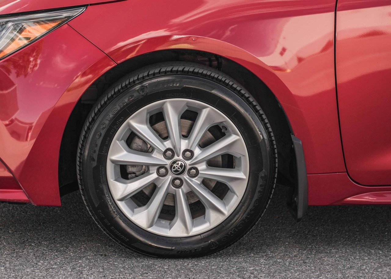 2021 Toyota Corolla LE UPGRADE