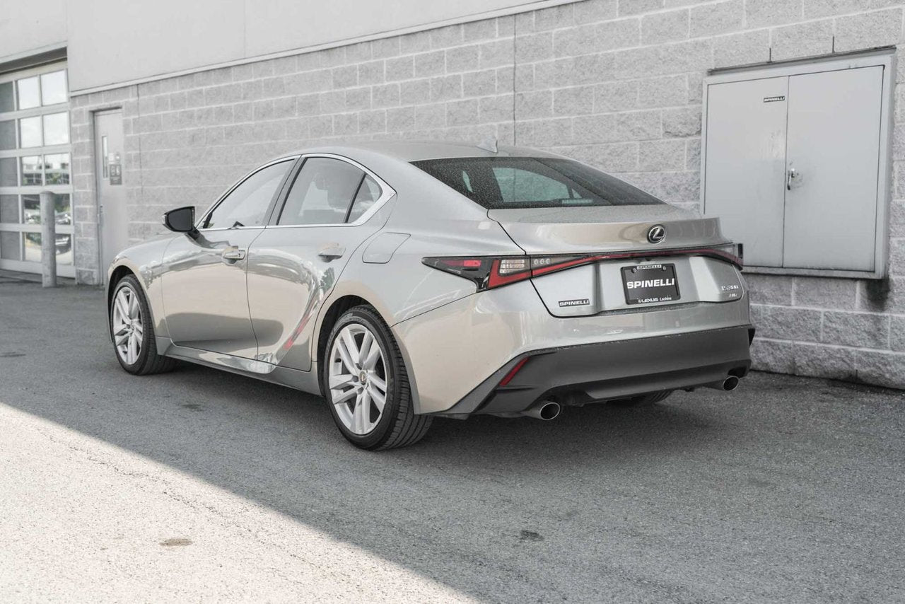 2023 Lexus IS 300 PREMIUM AWD LOW KM CUIR TOIT CARPLAY