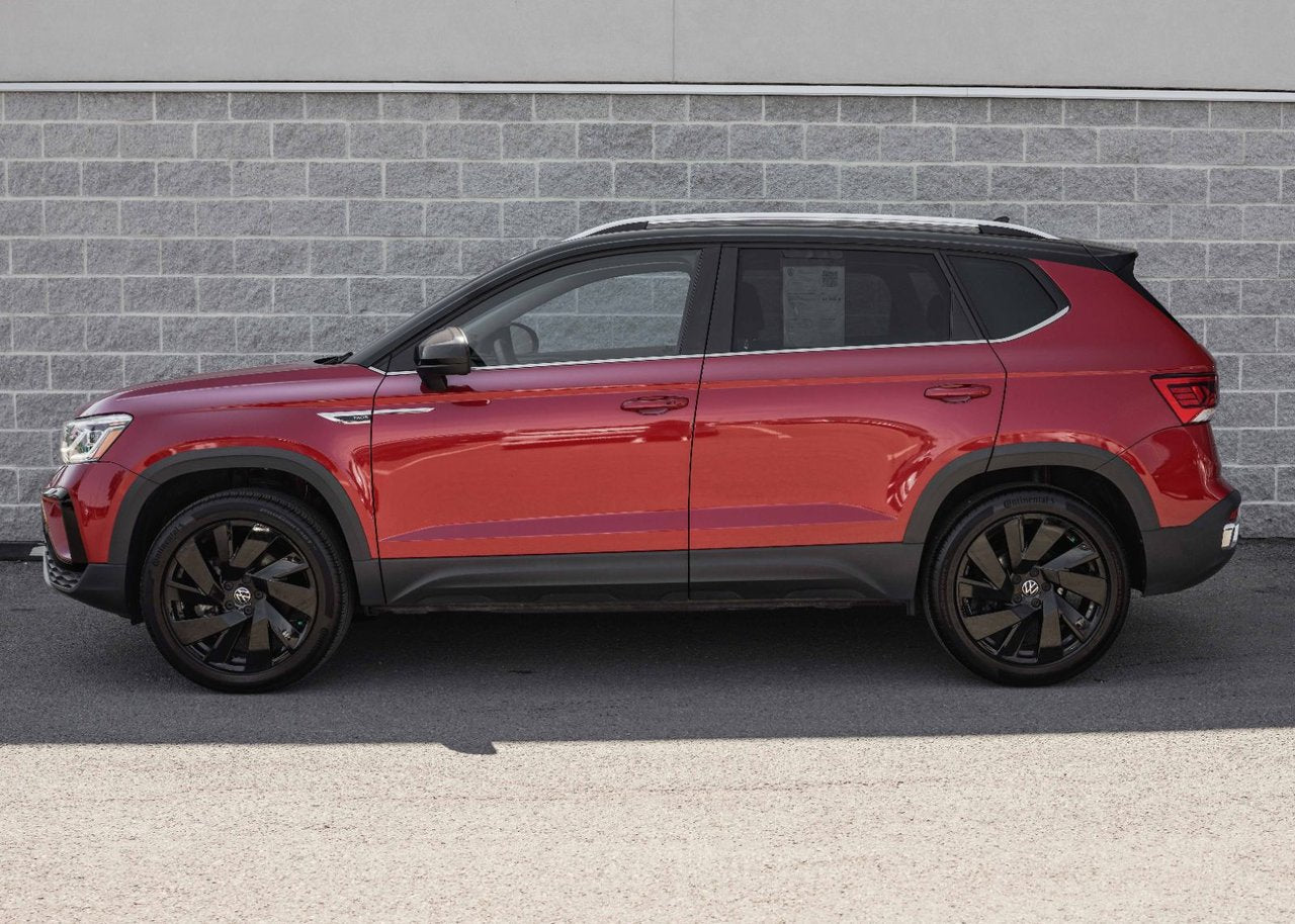 2024 Volkswagen Taos HIGHLINE/AWD/PANO SUNROOF/KEYLESS/BLINDSPOT/SONAR