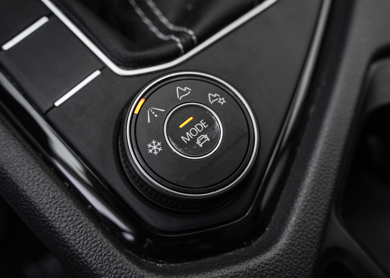 2024 Volkswagen Taos HIGHLINE/AWD/PANO SUNROOF/KEYLESS/BLINDSPOT/SONAR