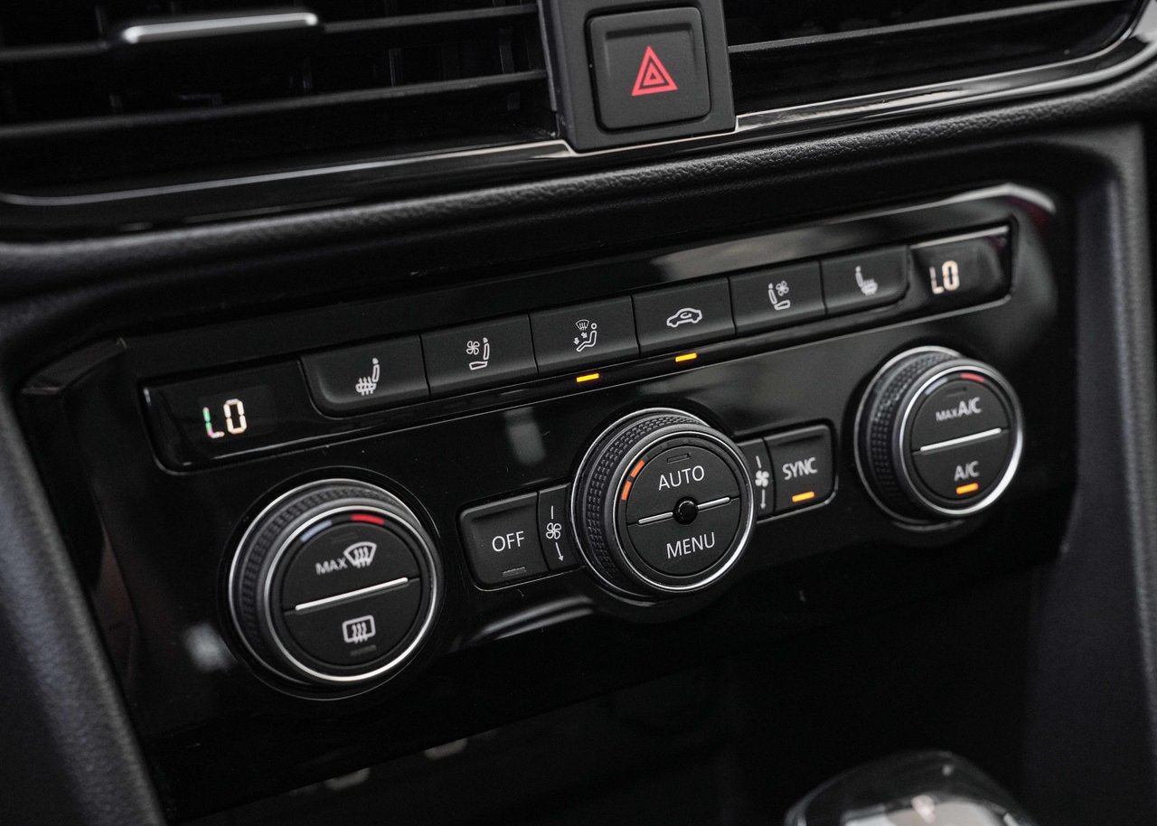 2024 Volkswagen Taos HIGHLINE/AWD/PANO SUNROOF/KEYLESS/BLINDSPOT/SONAR