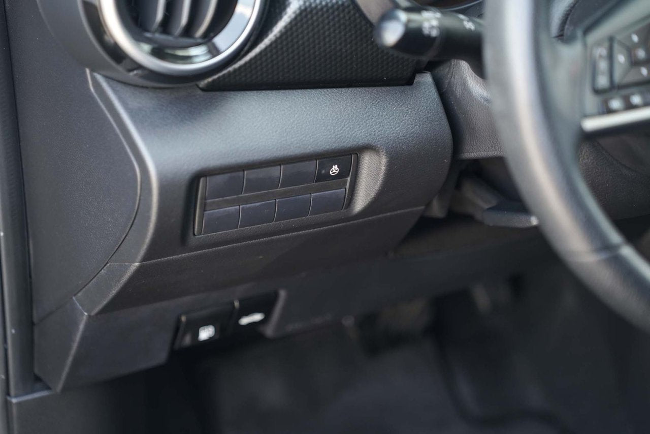 2022 Nissan Kicks SV/FWD/KEYLESS/BLINDSPOT/360 CAM/LANE ASSIST