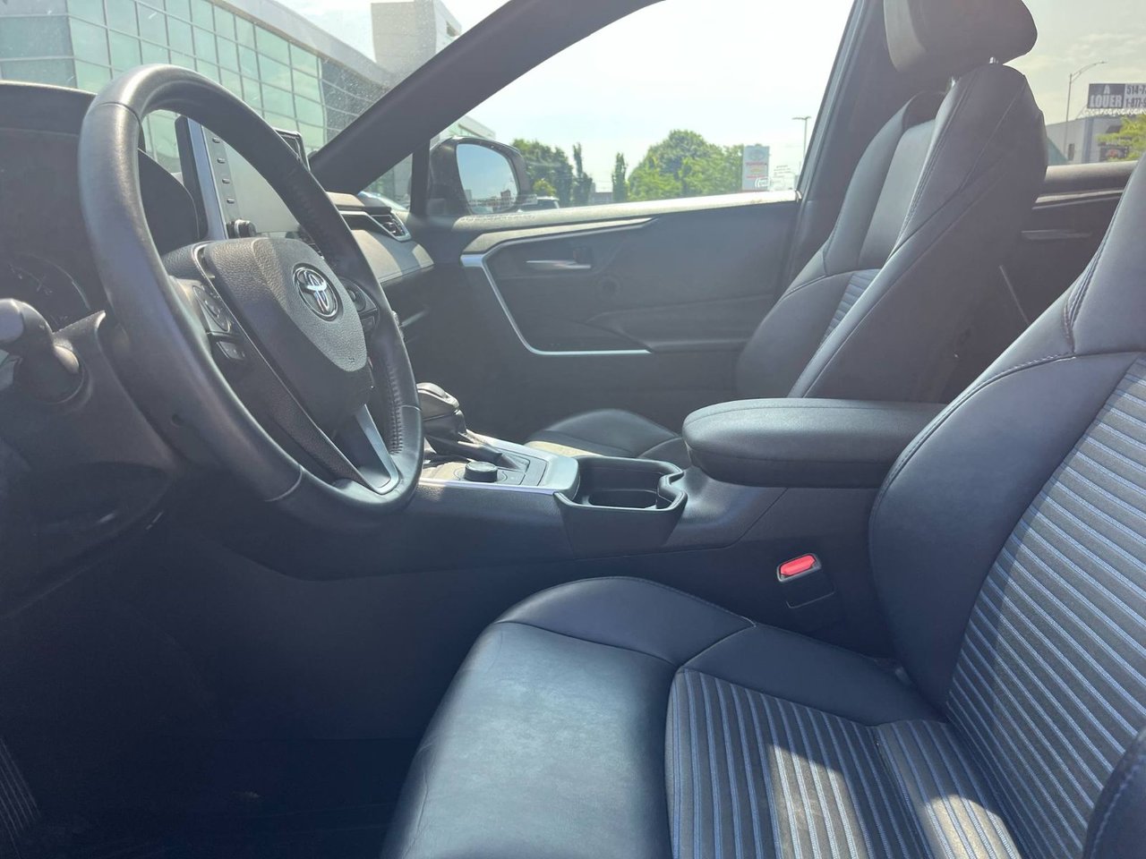 2019 Toyota RAV4 Hybrid XSE PKG