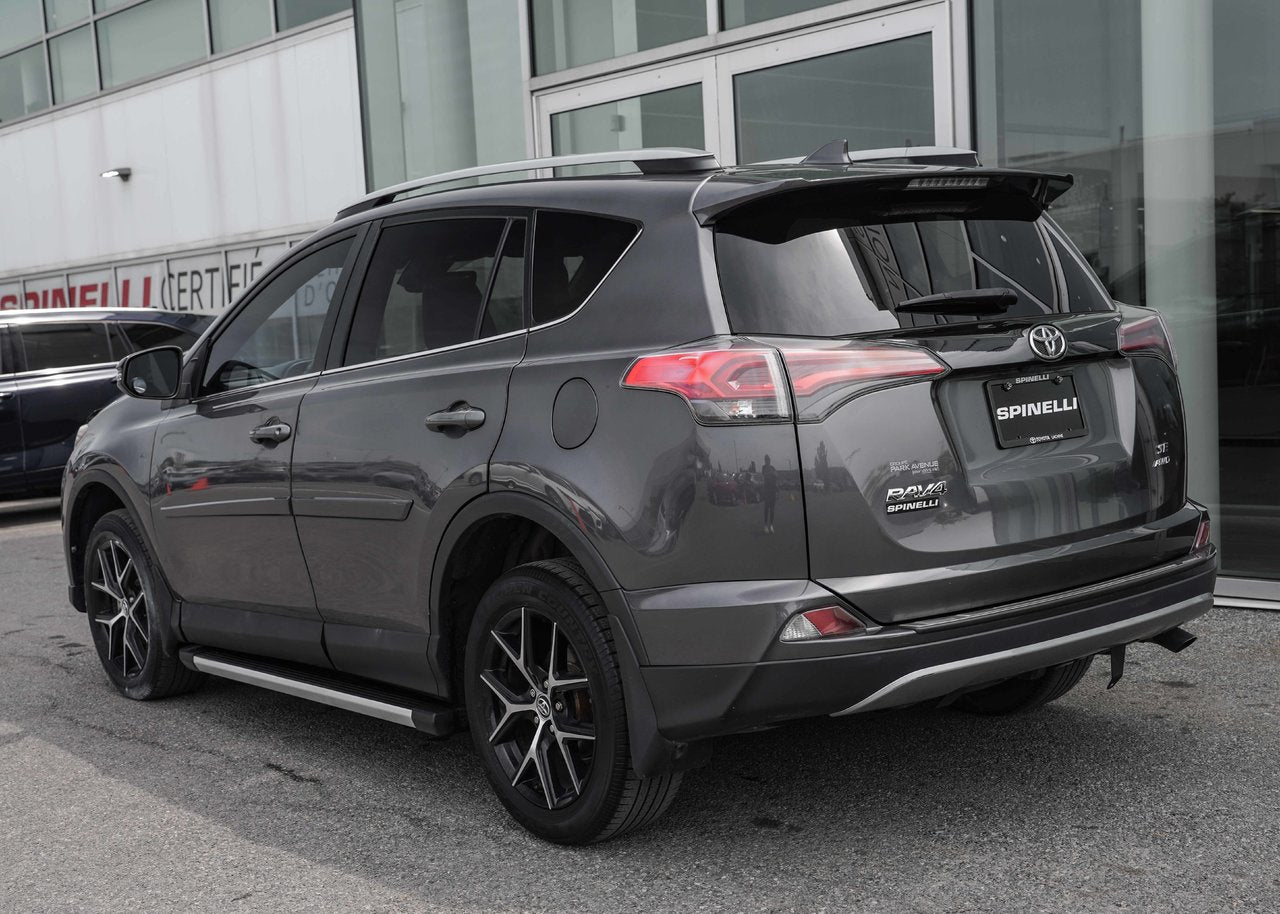 2018 Toyota RAV4 SE AWD