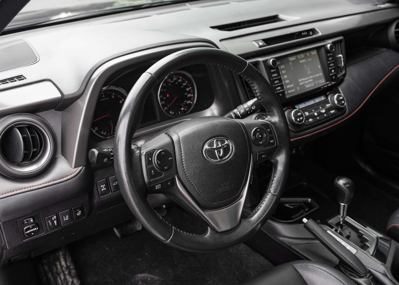 2018 Toyota RAV4 SE AWD