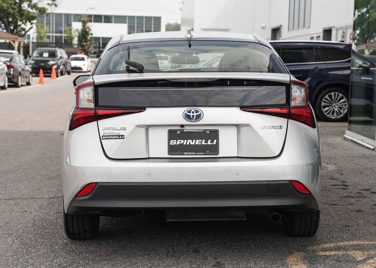 2019 Toyota Prius TECH PACKAGE!!