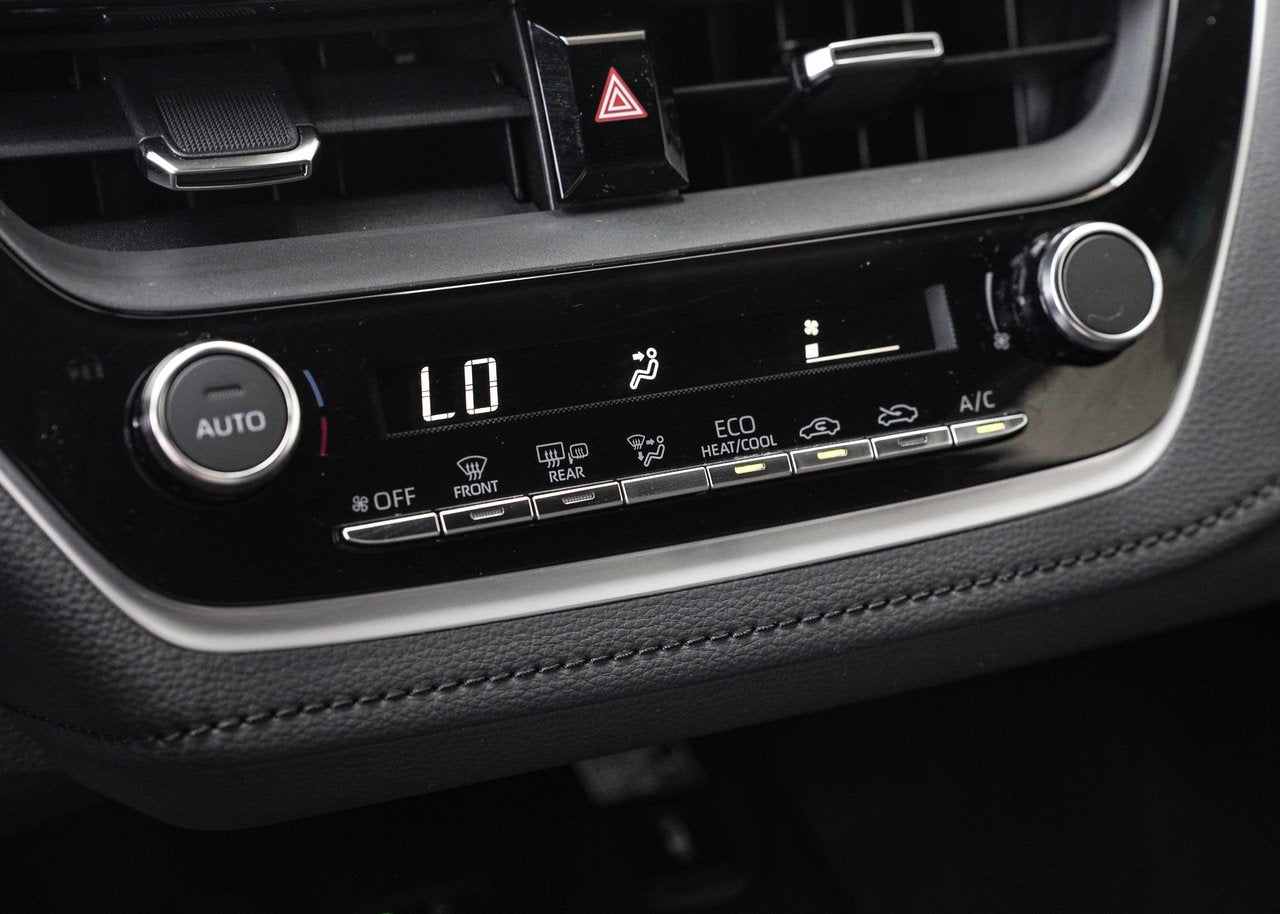 2023 Toyota Corolla SE HYBRID