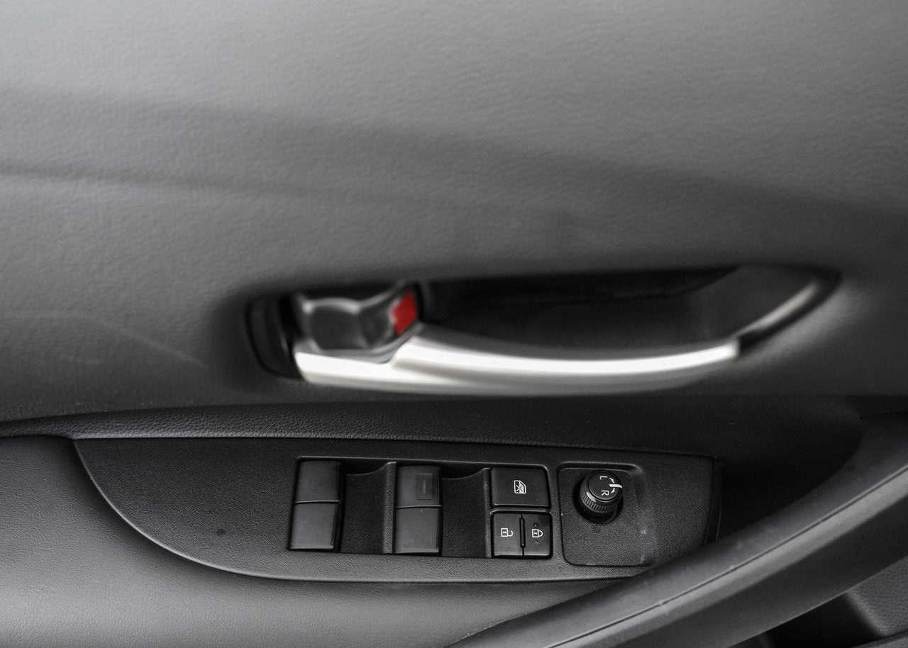 2023 Toyota Corolla SE HYBRID