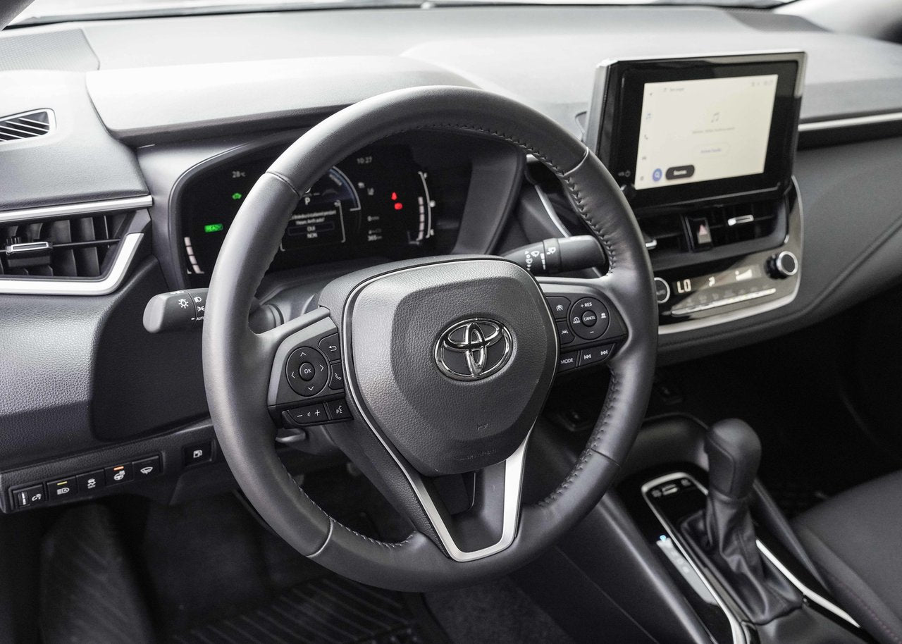 2023 Toyota Corolla SE HYBRID
