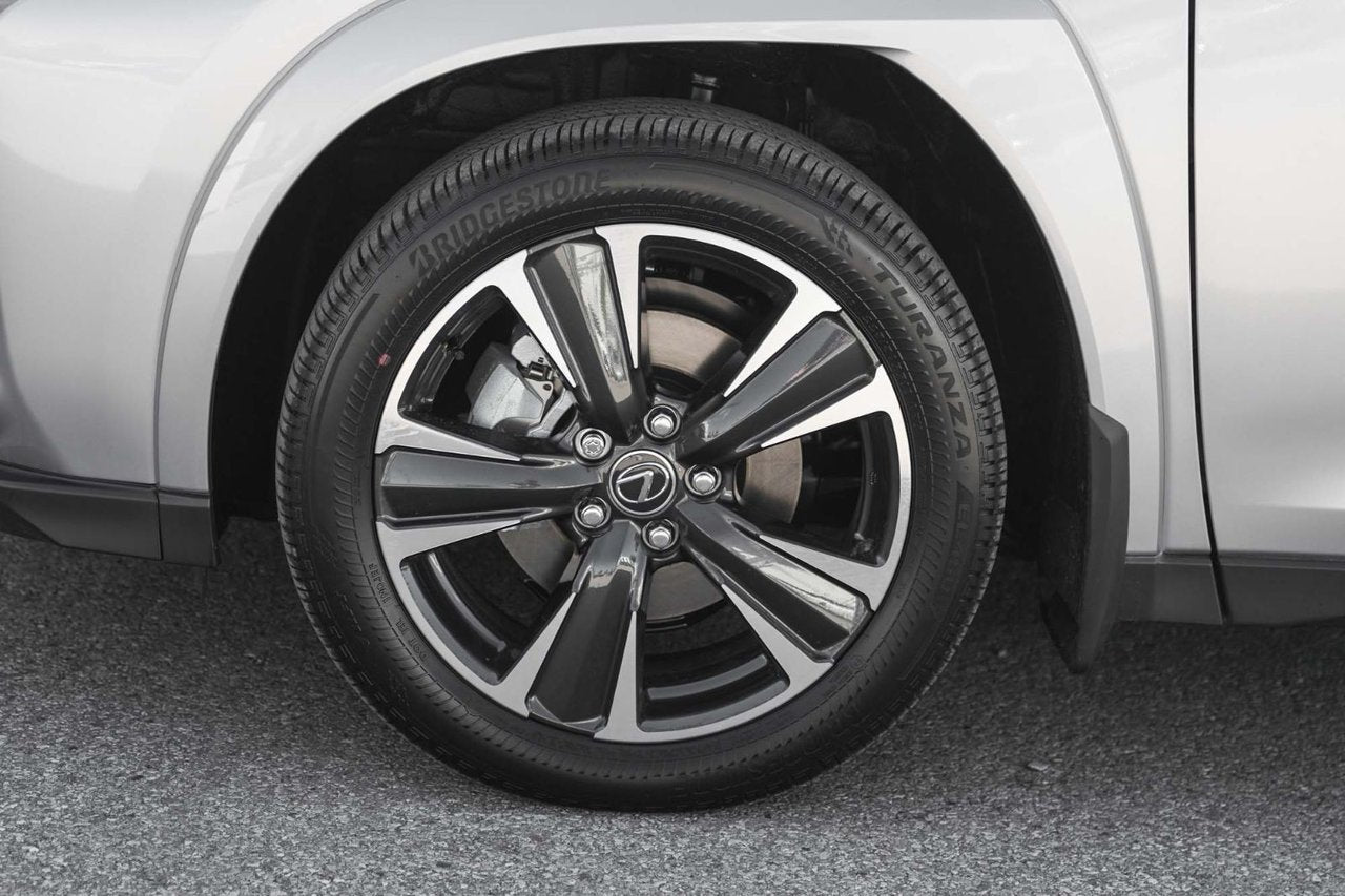 2025 Lexus UX HYBRID 300h