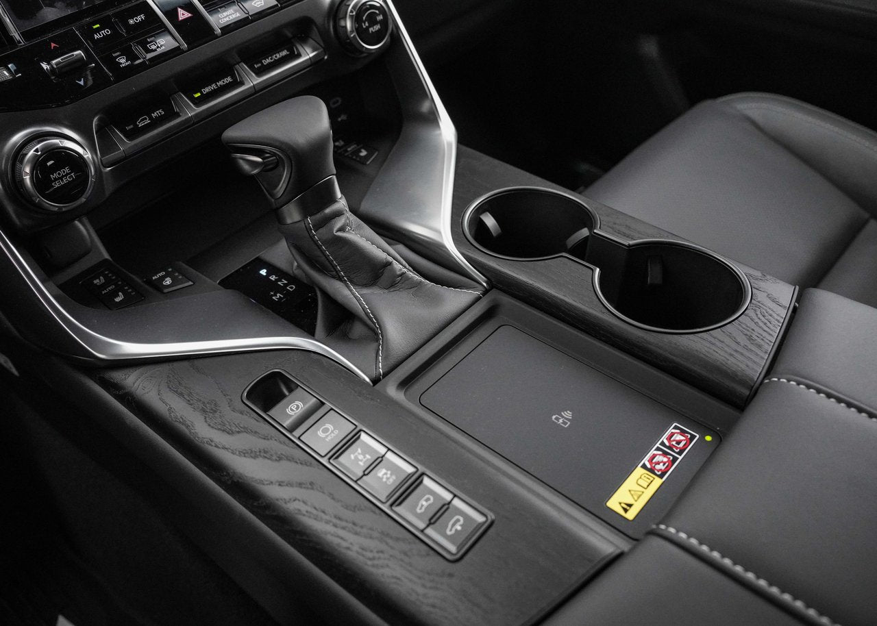 2025 Lexus LX LX 600, PREMIUM PACKAGE