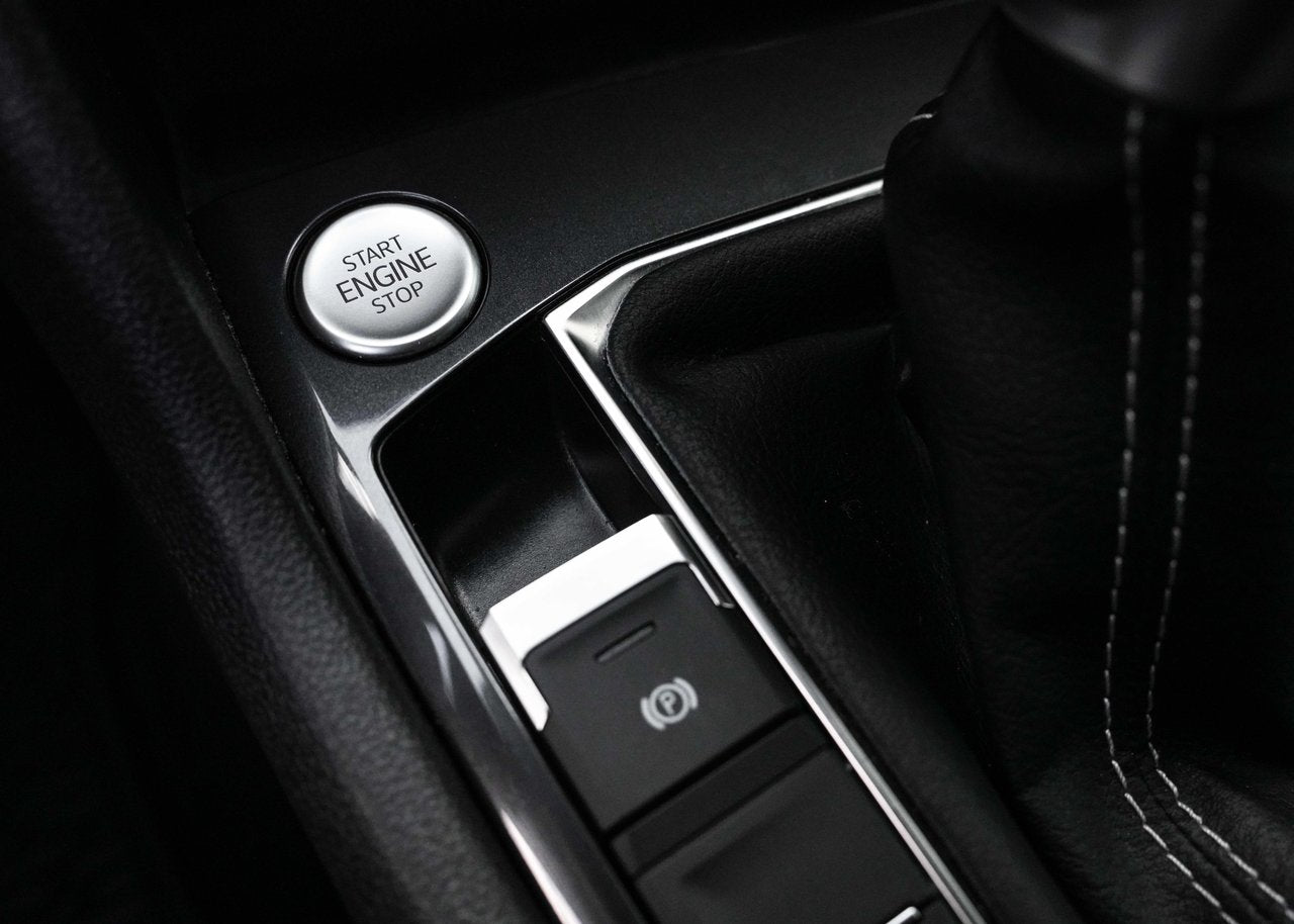 2022 Volkswagen Tiguan COMFORTLINE/AWD/RLINE/BLK EDITION/SUNROOF/KEYLESS/