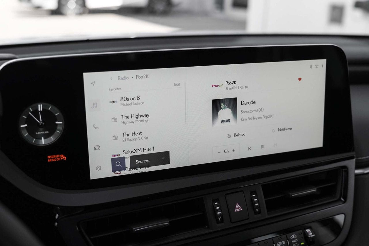 2025 Lexus ES HYBRID Premium