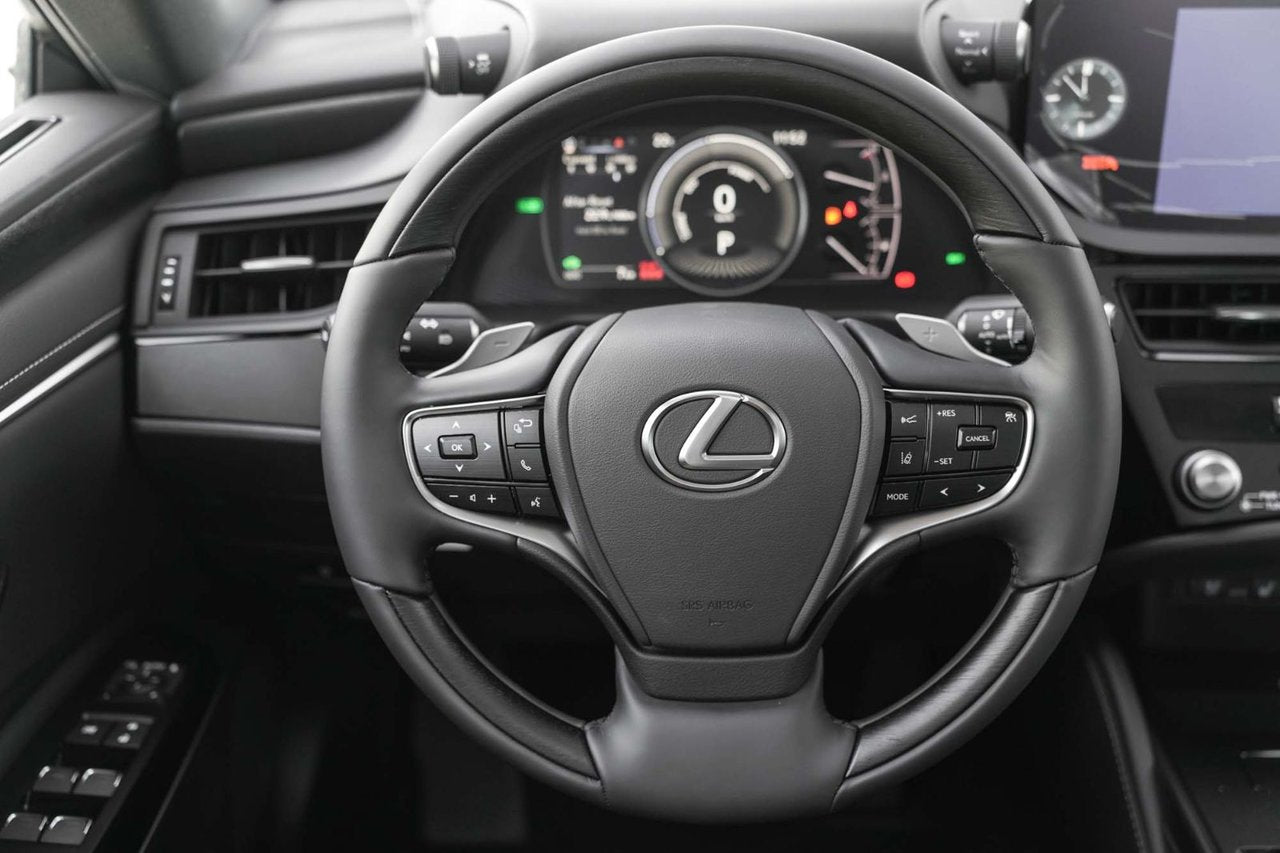 2025 Lexus ES HYBRID Premium
