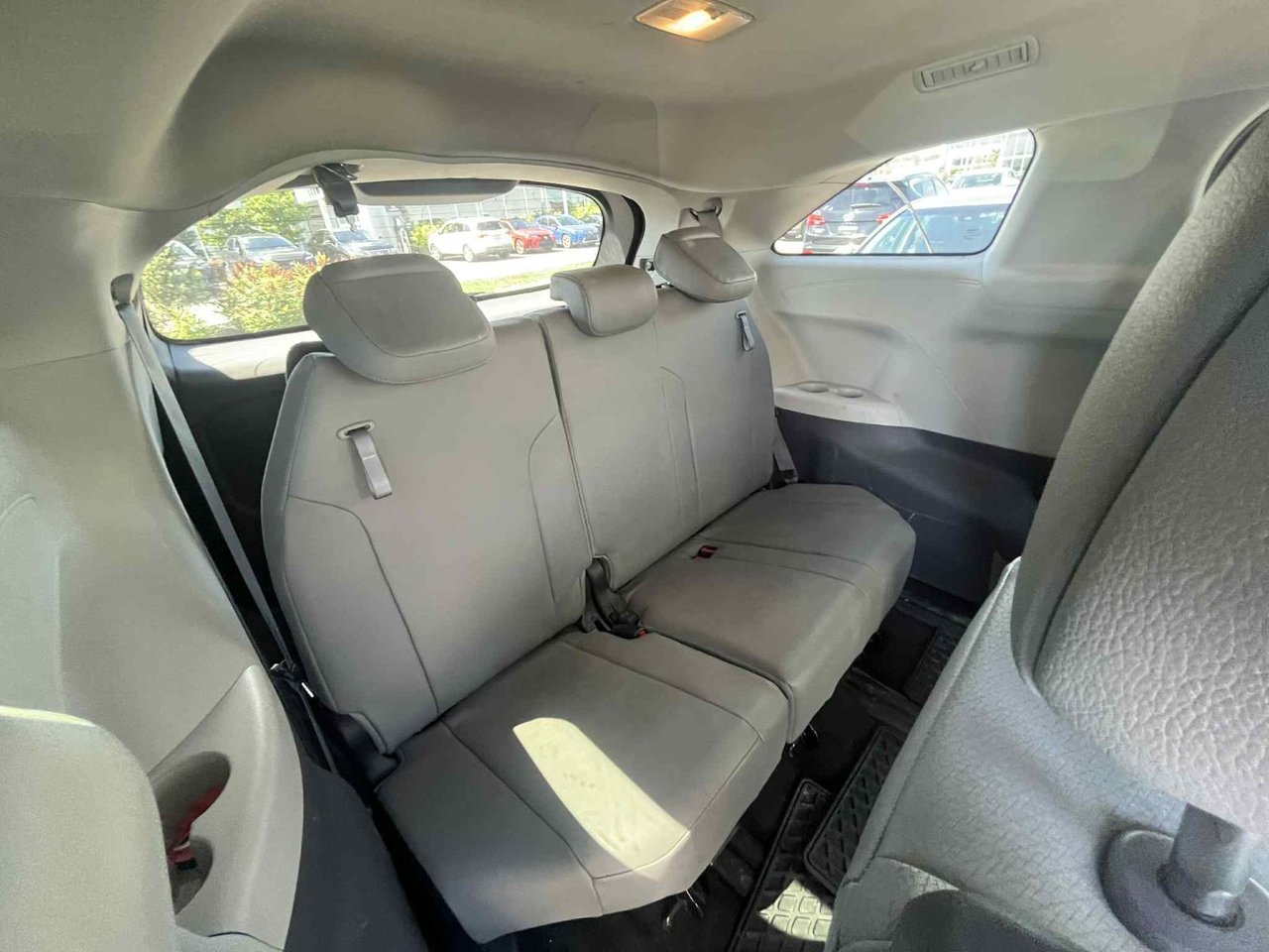 2021 Toyota Sienna XLE HYBRID AWD