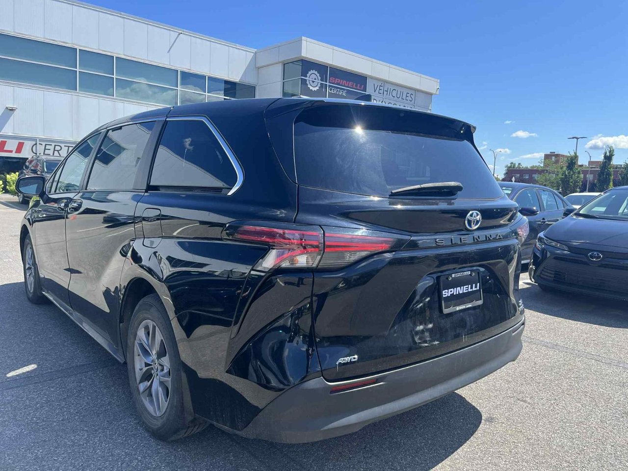 2021 Toyota Sienna XLE HYBRID AWD