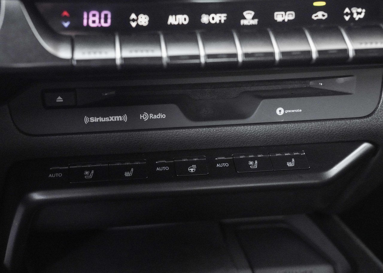 2022 Lexus UX 250h PREMIUM AWD HYBRIDE BAS KM CUIR TOIT CARPLAY
