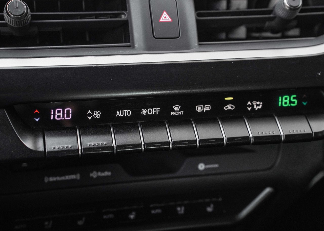 2022 Lexus UX 250h PREMIUM AWD HYBRIDE BAS KM CUIR TOIT CARPLAY
