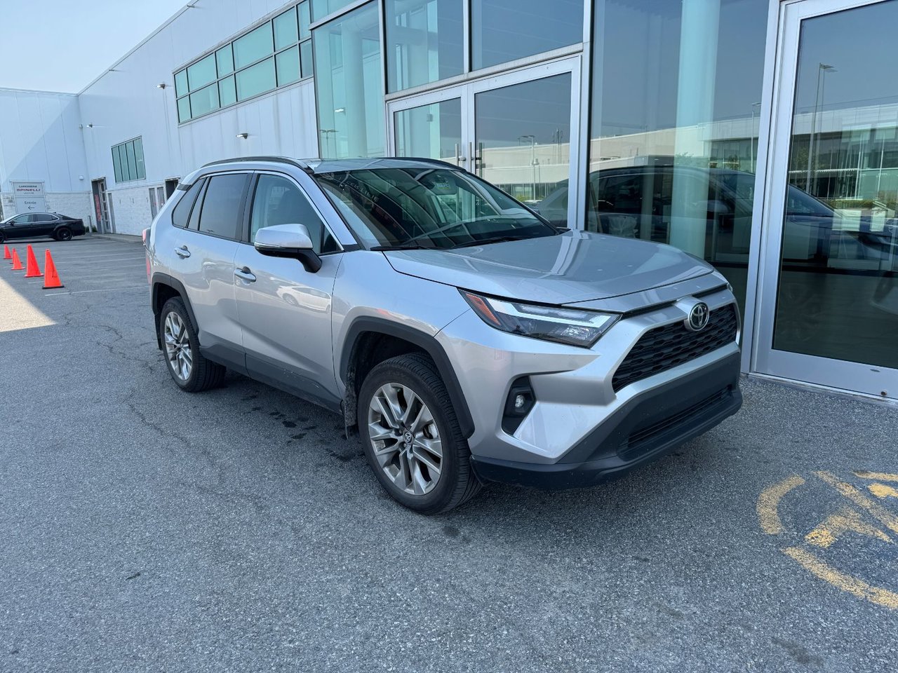 2023 Toyota RAV4 XLE PREMIUM