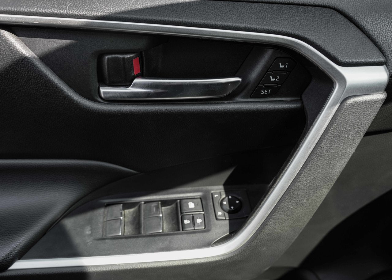 2021 Toyota RAV4 XLE AWD PREMIUM