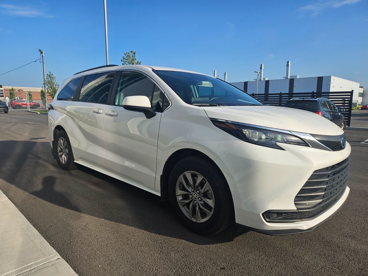 2024 Toyota Sienna LE/HYBRID/AWD/3EM RANGÉ/